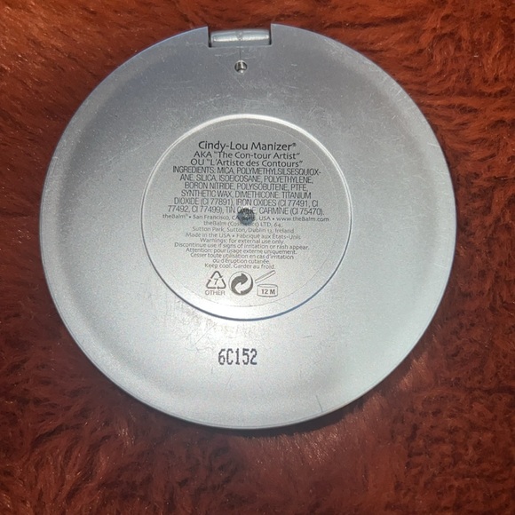 🩷theBalm Cindy Lou-manizer Highlighter🩷 - Picture 6 of 6